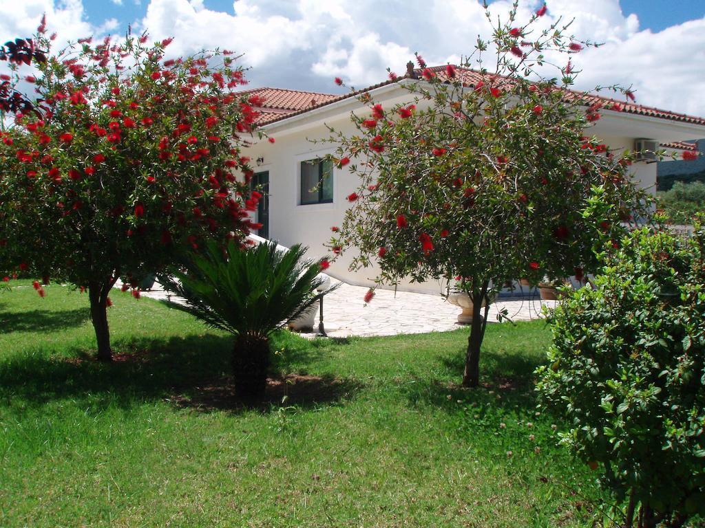 Finikes Studios Kefalonia Sami  Eksteriør billede